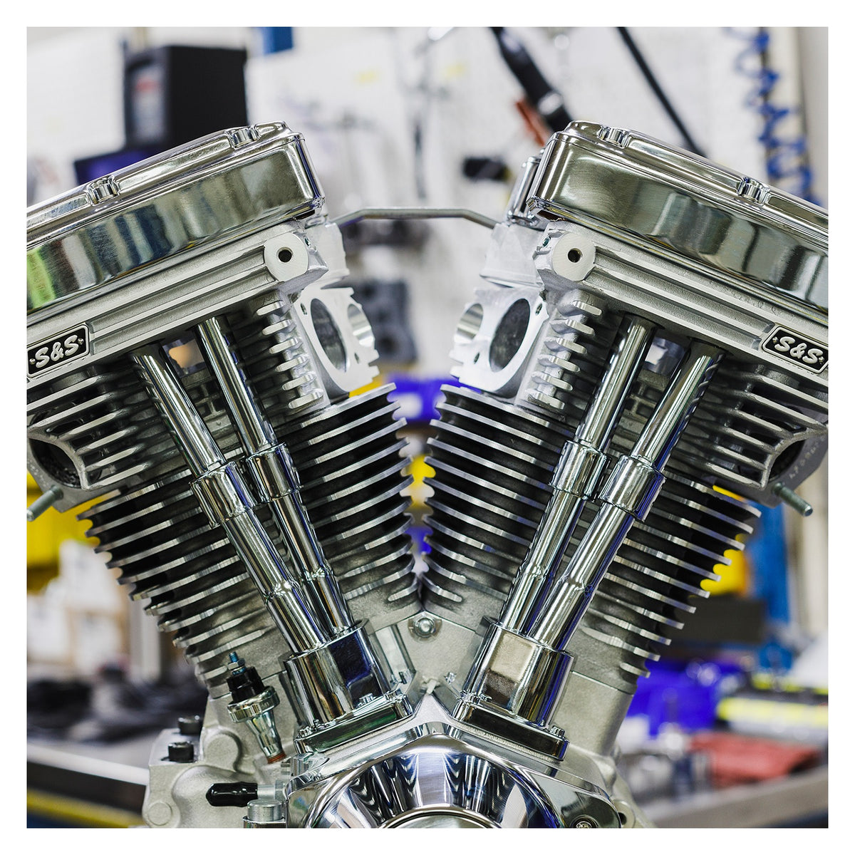 S&S CYCLE - V111 LONG-BLOCK ENGINE- NATURAL - 84-'99 CUSTOM CHASIS W/ALTERNATOR STYLE PRIMARY