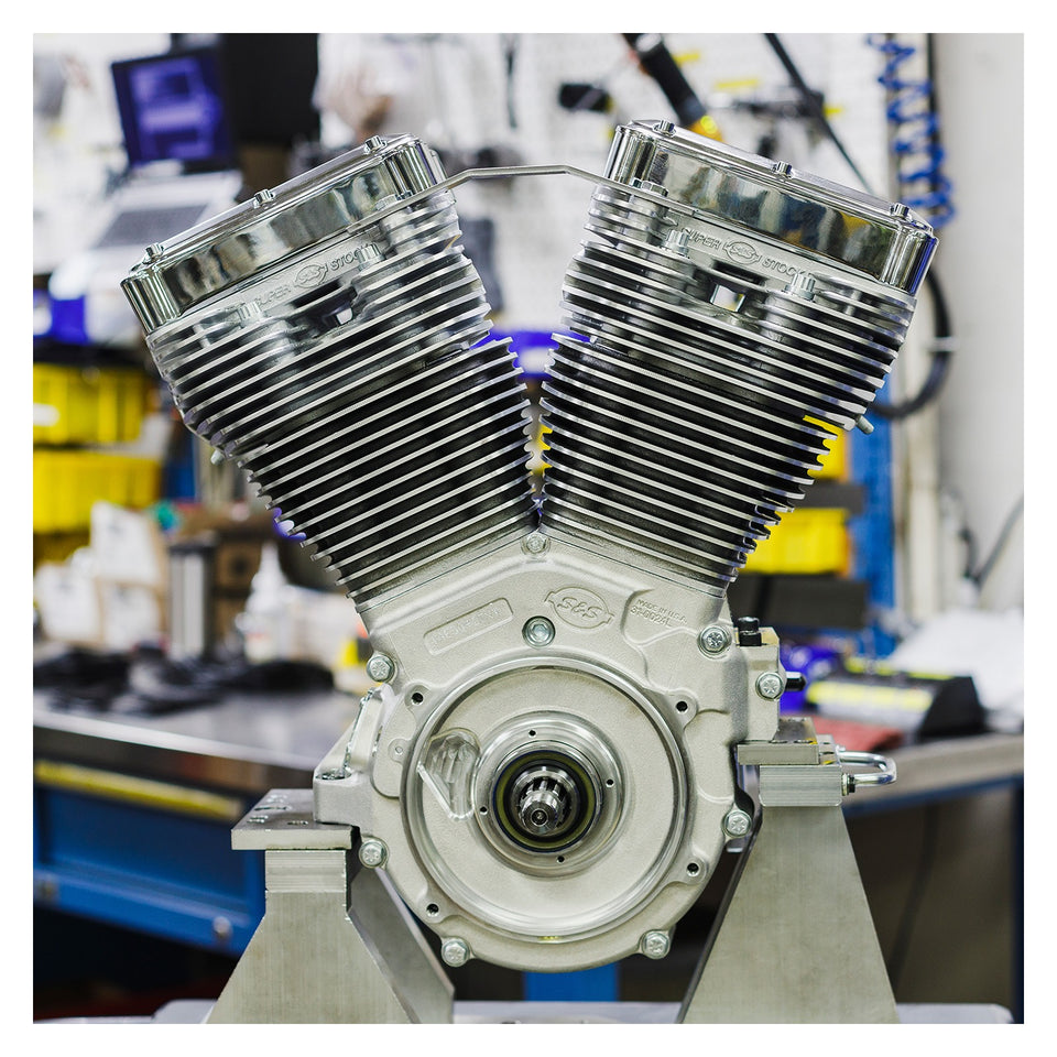 S&S CYCLE - V111 LONG-BLOCK ENGINE- NATURAL - 84-'99 CUSTOM CHASIS W/ALTERNATOR STYLE PRIMARY