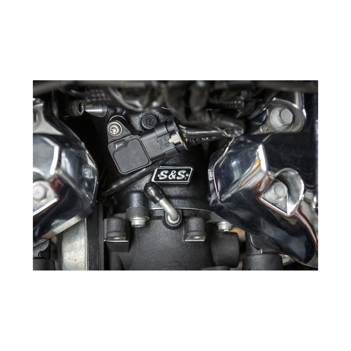 S&S CYCLE - CNC-PORTED 55 MM INTAKE MANIFOLD - M8 - 55 MM - BLACK