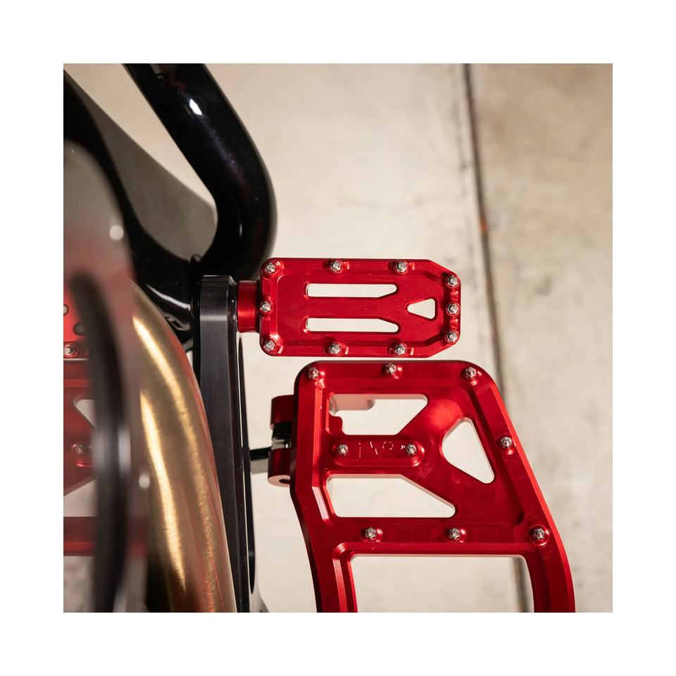 THRASHIN SUPPLY CO. - AGGRESSOR BRAKE PEDAL - RED - TOURING