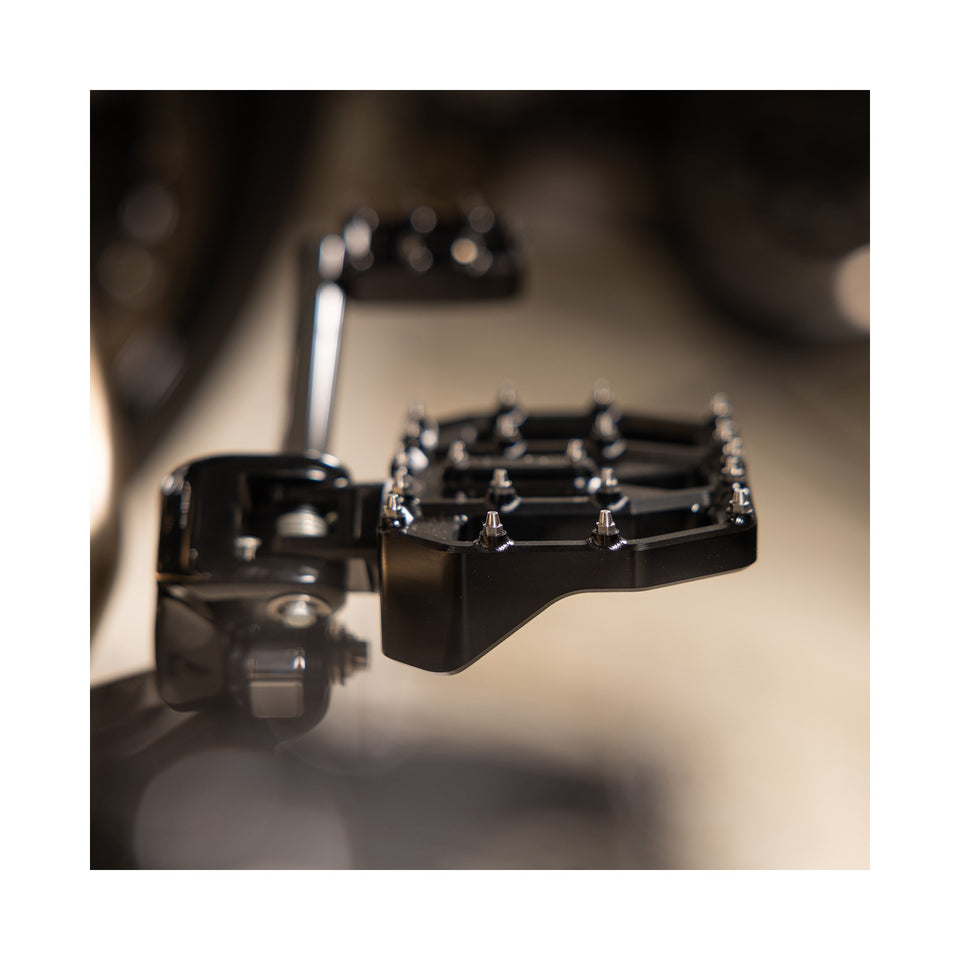 THRASHIN SUPPLY CO. - MINI AGGRESSOR FLOORBOARDS - BLACK - REAR
