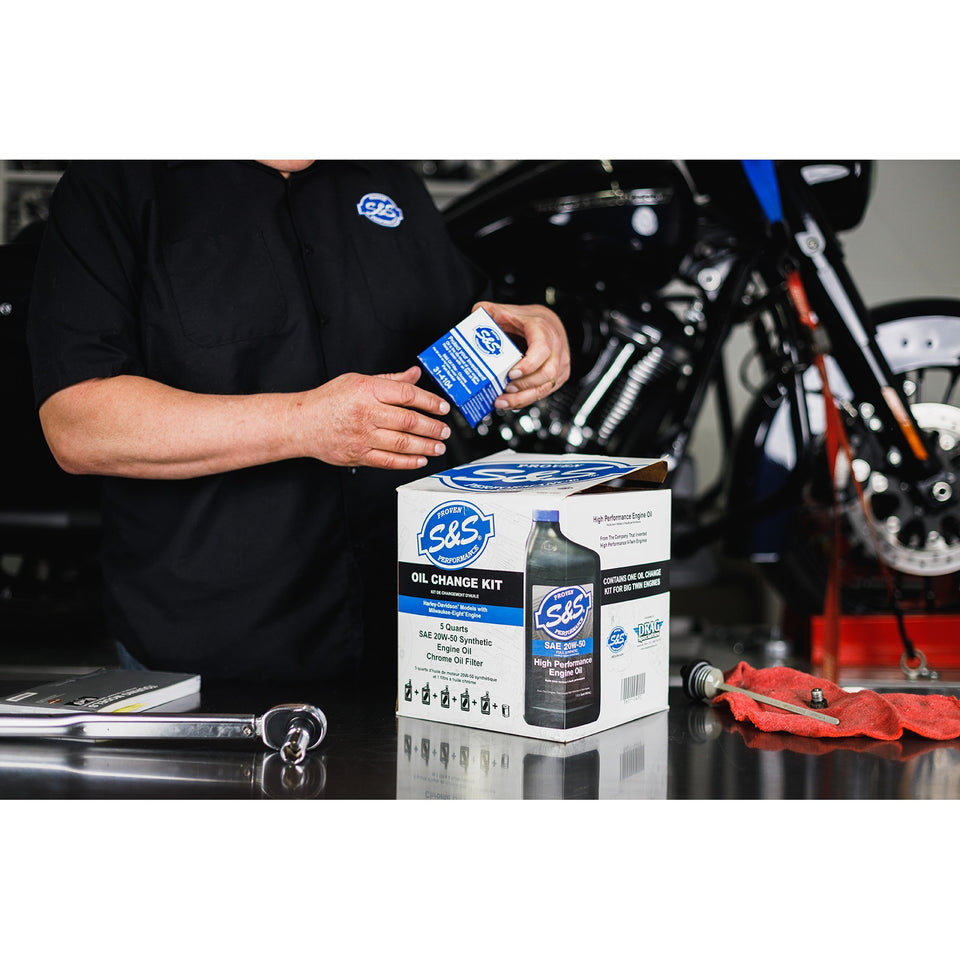 S&S CYCLE - OIL CHANGE KIT - CHROME FILTER - M8 - 5 US QUARTS