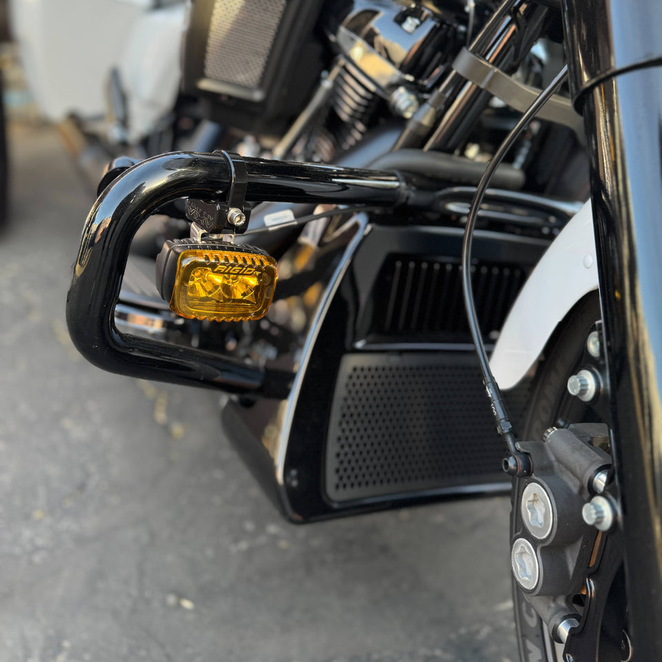 KLEENMOTO - 23.5+ TOURING RIGID INDUSTRIES FOG LIGHT KIT