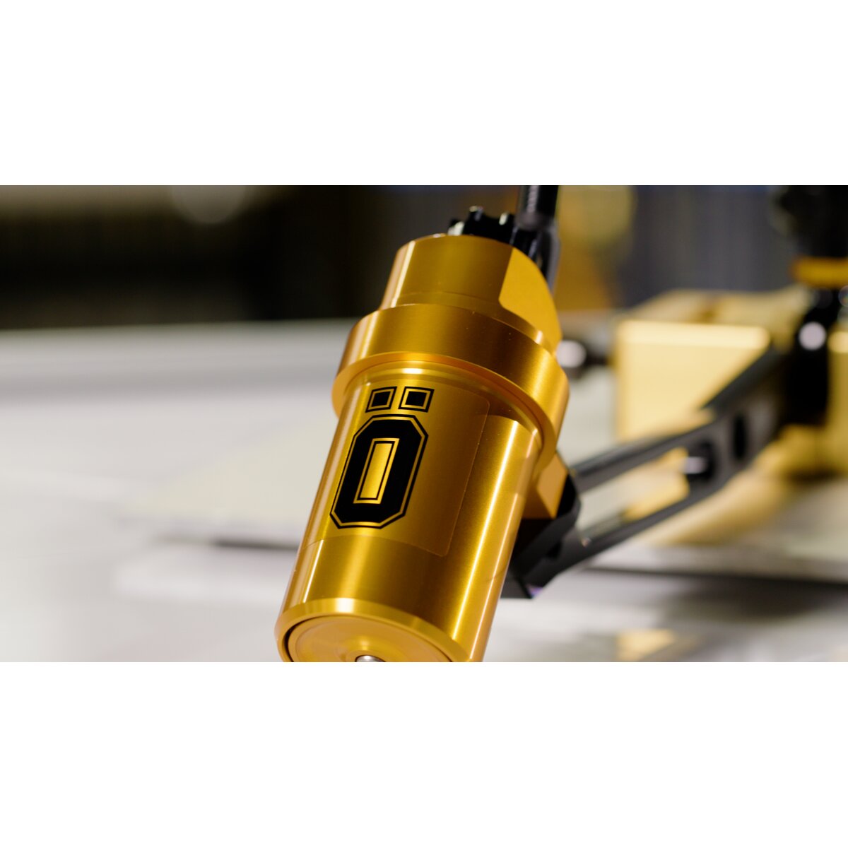 HD 778 Shock Absorber STX36 Blackline