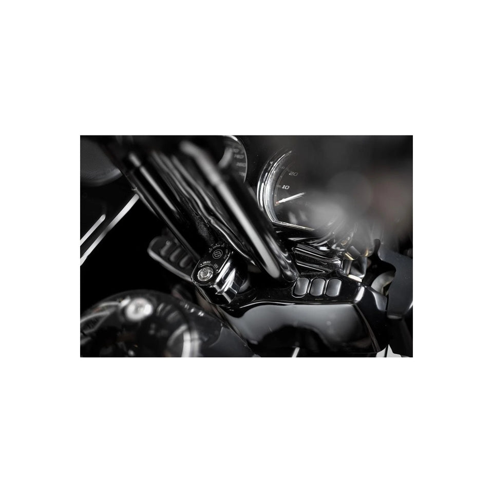 KRAUS - RAPTOR 1-1/2 IN. PULL BACK PLATE - TOURING