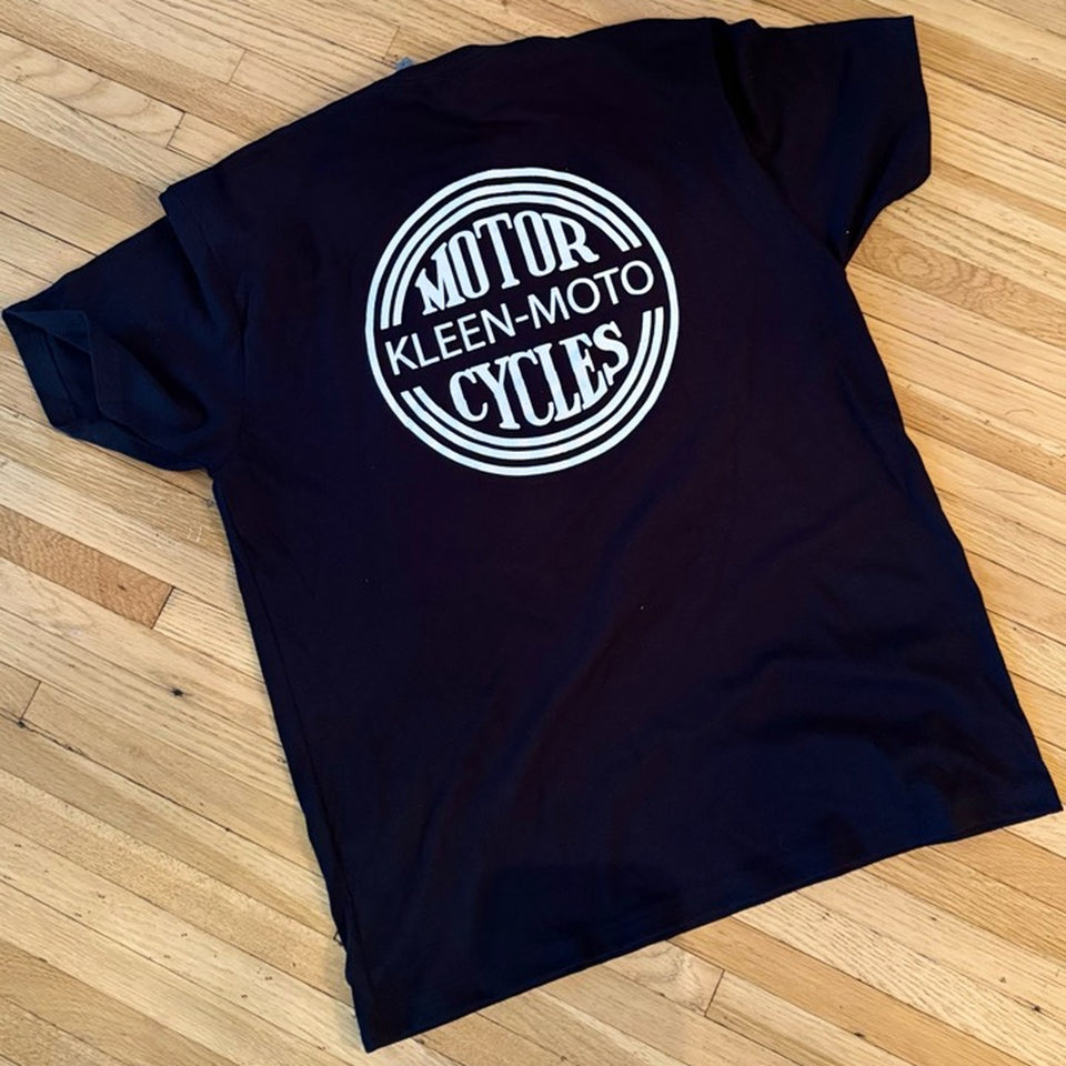 Winged Medallion Tee — black back